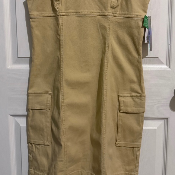 NEW BRAND WITH TAGS JUNIOR'S LOVE FIRE SLEEVES CARGO POCKET TWILL DRESS - Picture 6 of 6